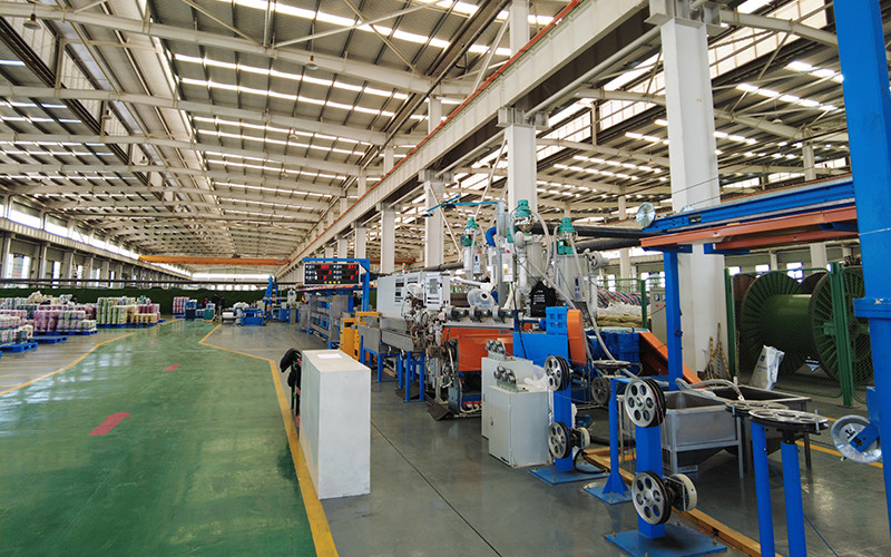 Wuxi Hengtai Cable Machinery Manufacture Co., Ltd ligne de production du fabricant